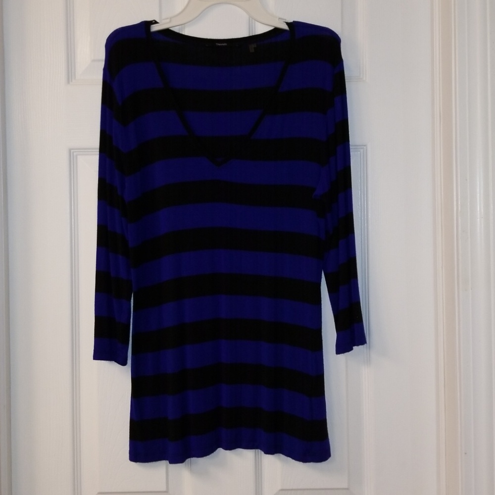 Long sleeve blouse three-quarter sleeve